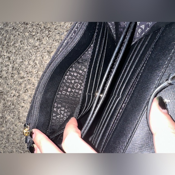 Kate Spade crossbody clutch - Picture 8 of 9